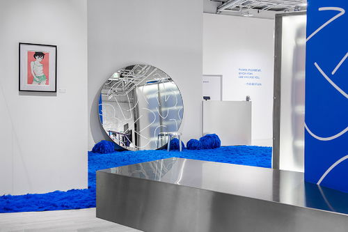 實體藝術展覽空間設計與舞臺藝術造型策劃 雙線交匯的美學實踐